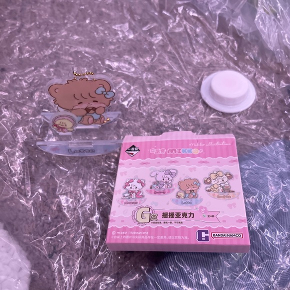 Latte mikko illustrations acrylic stand / keychain kuji game prize - Picture 2 of 3